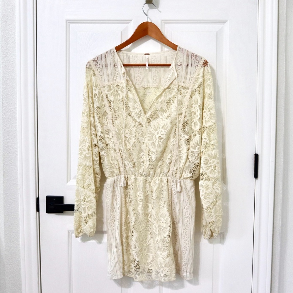 Free People cream Lace V-Neck Long Sleeve mini dress, festival croquette girl